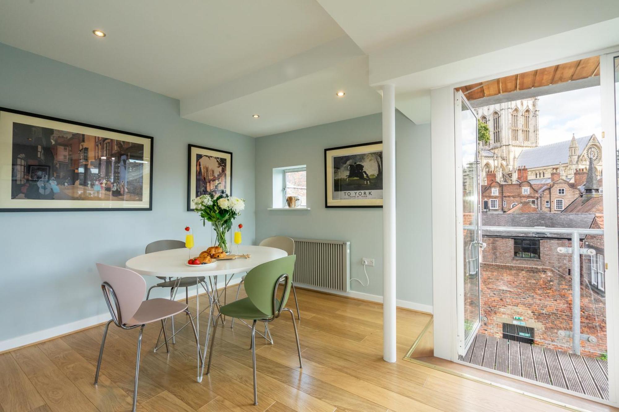 דירות יורק 11 Stonegate Court מראה חיצוני תמונה